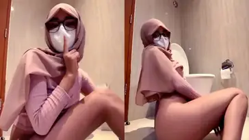 Camilla Hijabers Cantik Toket Montok Kompilasi Short Hot poster